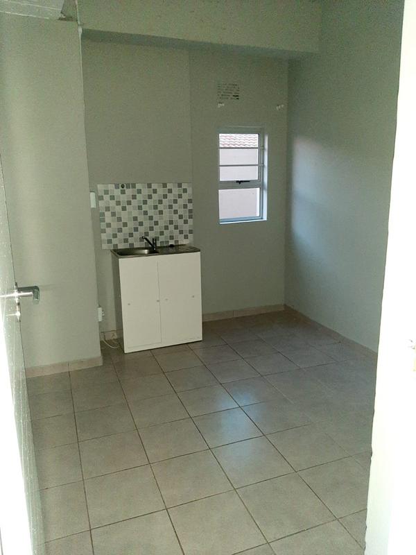 To Let 0 Bedroom Property for Rent in Goodwood Central Western Cape